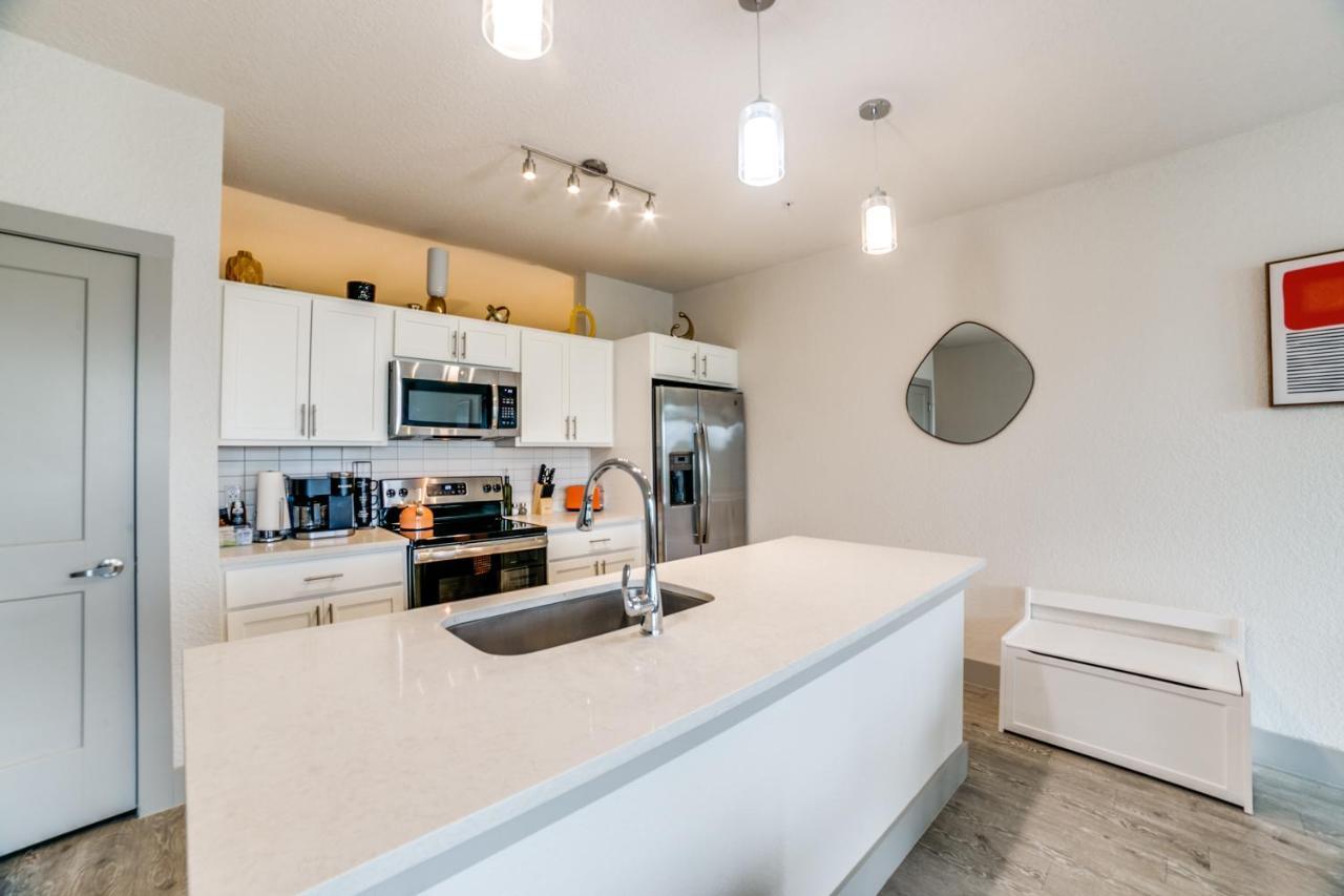 Downtown Apartment With Riverwalk Views Free Parking Pet Friendly Centrally Located On The Riverwalk San Antonio Buitenkant foto