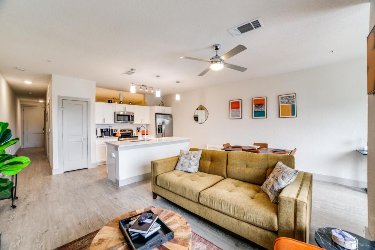 Downtown Apartment With Riverwalk Views Free Parking Pet Friendly Centrally Located On The Riverwalk San Antonio Buitenkant foto