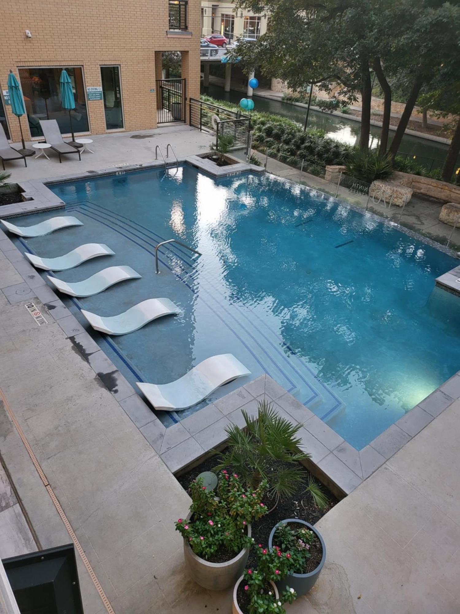 Downtown Apartment With Riverwalk Views Free Parking Pet Friendly Centrally Located On The Riverwalk San Antonio Buitenkant foto